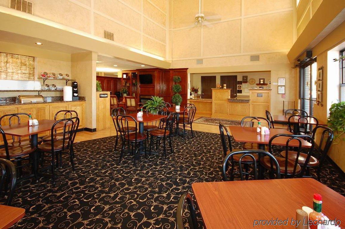 Best Western Plus Oklahoma City Юкон Ресторант снимка
