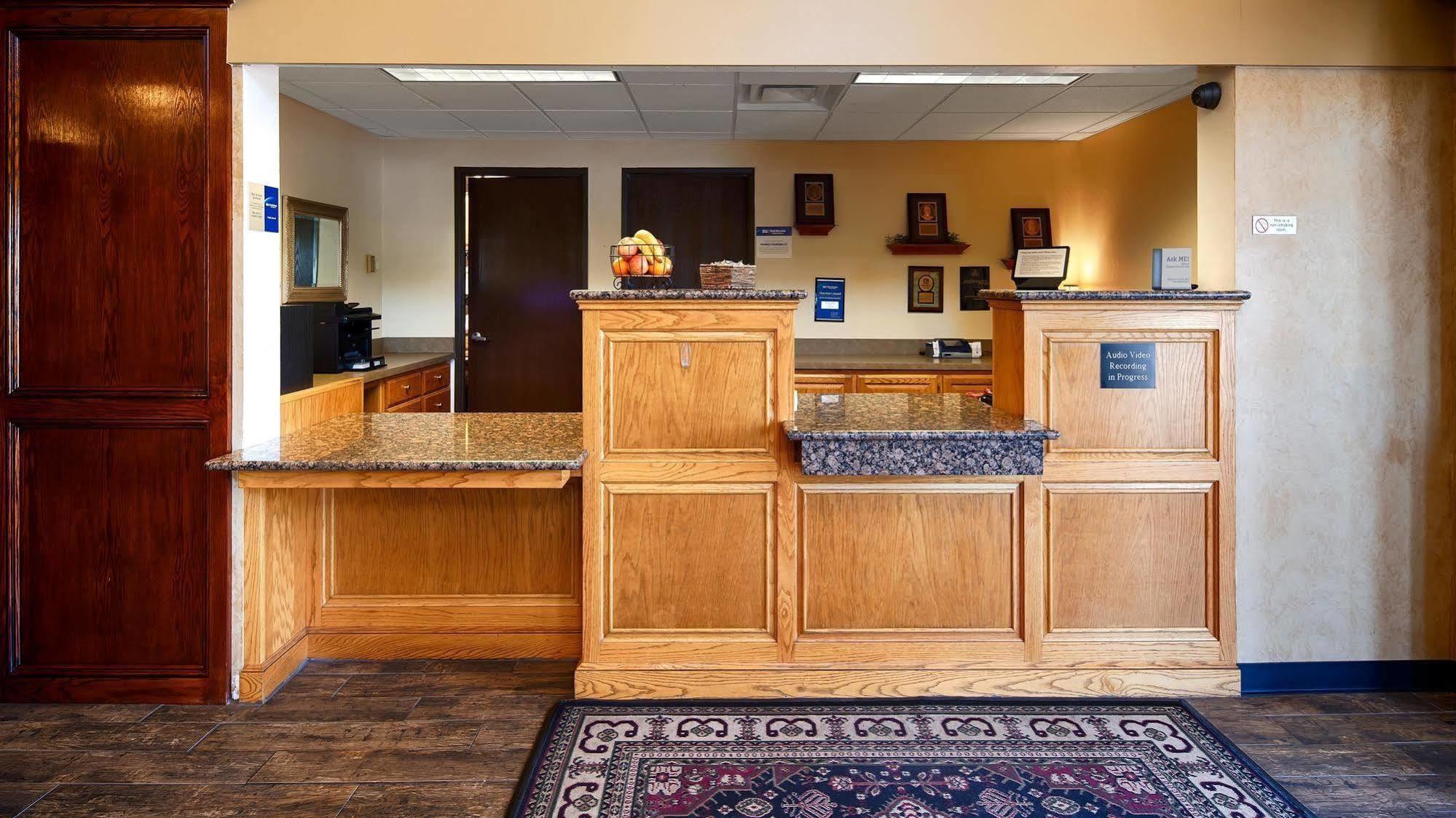 Best Western Plus Oklahoma City Юкон Екстериор снимка